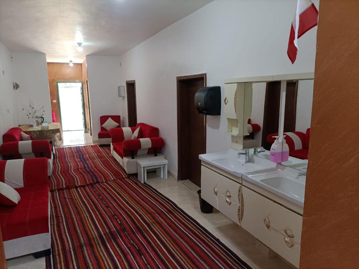 Happy Night Hostel Wadi Musa Dış mekan fotoğraf