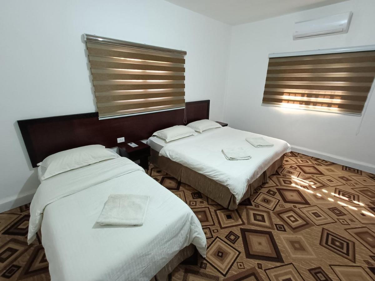 Happy Night Hostel Wadi Musa Dış mekan fotoğraf
