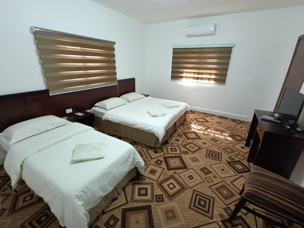Happy Night Hostel Wadi Musa Dış mekan fotoğraf