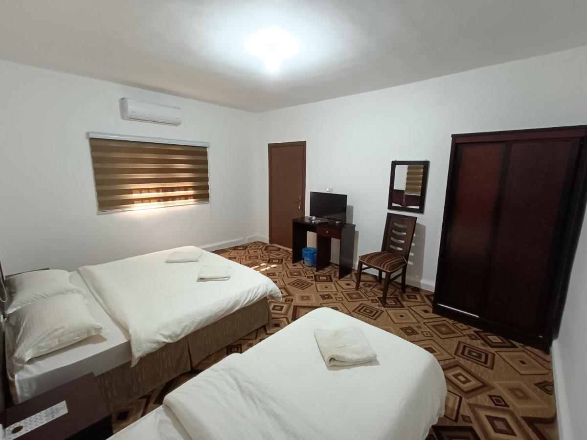 Happy Night Hostel Wadi Musa Dış mekan fotoğraf