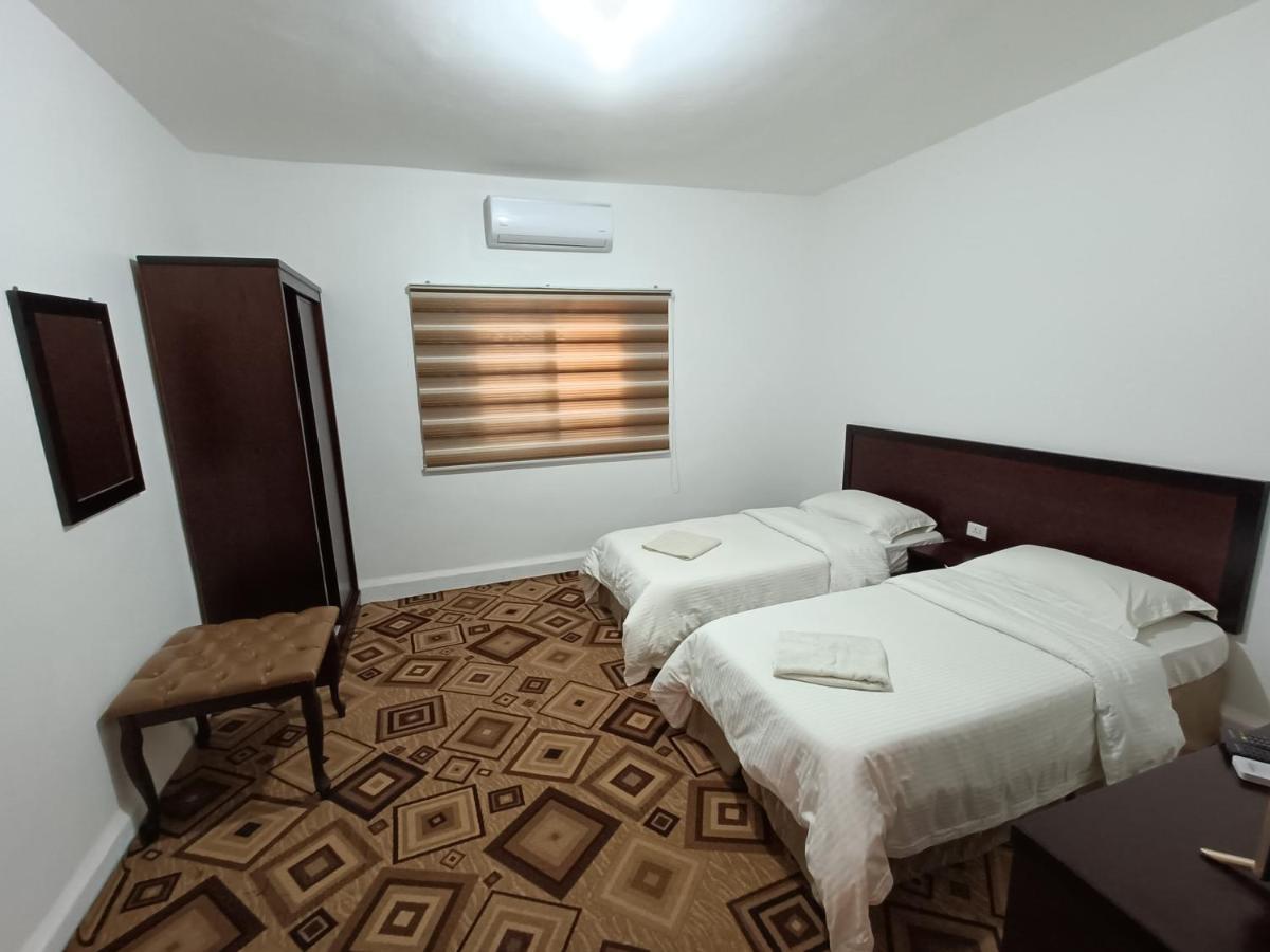 Happy Night Hostel Wadi Musa Dış mekan fotoğraf